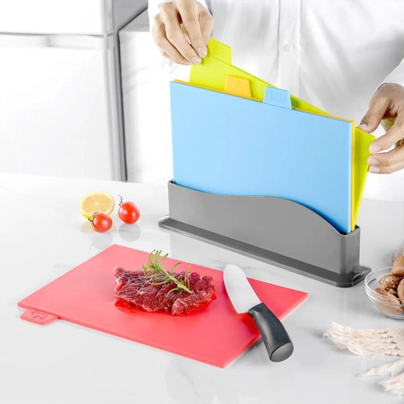 SET DE 4 TABLAS PARA CORTAR Y PICAR DE PLASTICO COLORES DELGADO ROJO - 5