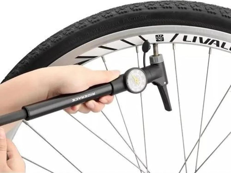 BOMBIN PARA VALVULA FRANCESA Y AMERICANA 120 PSI, FIXIE RUTA NEGRO 2 - 3