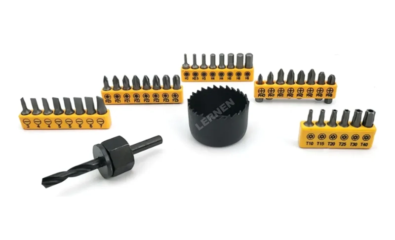 MALETIN DE 99 PUNTAS DE TALADRO, BROCAS Y DADOS - 2