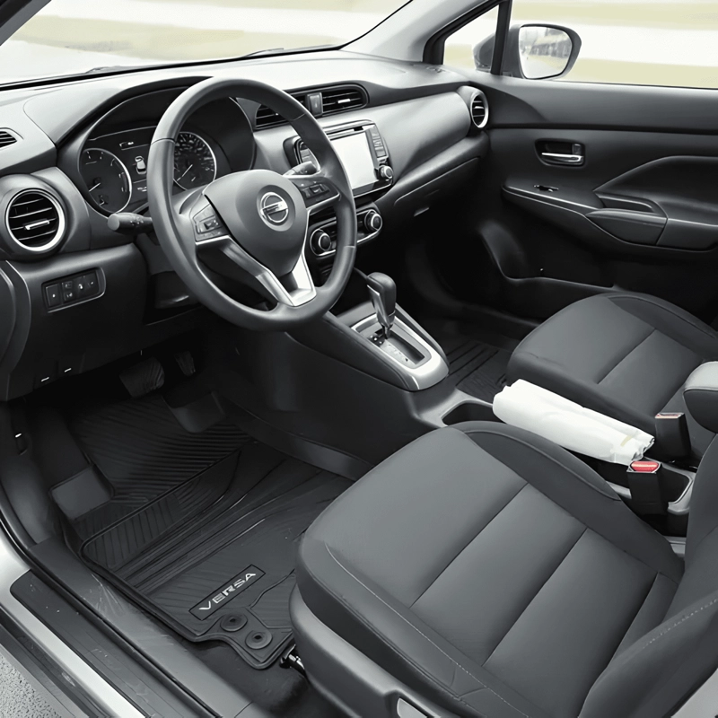 PISOS DE GOMA NISSAN VERSA N18 DESDE 2020 EN ADELANTE - 1