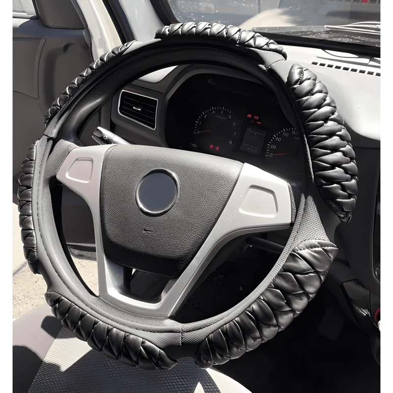 FUNDA CUBRE VOLANTE ACOLCHADO AUTO ECO CUERO NEGRO - 3