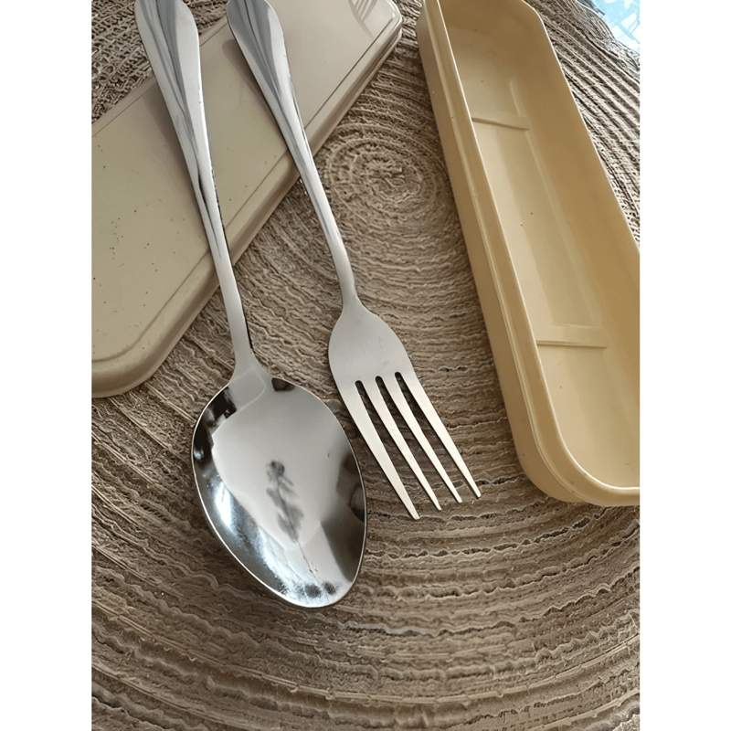SET 2 CUBIERTOS METALICOS CON ESTUCHE PARA SERVICIO PORTATIL - 1