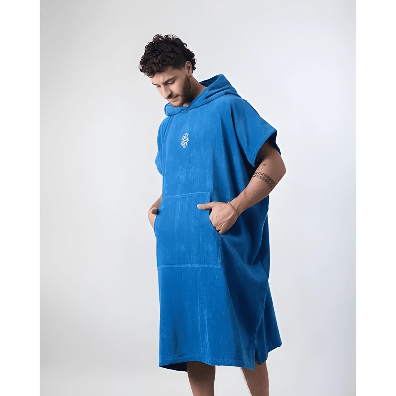 TOALLA PONCHO ADULTO PLAYA - POLEMIC LISO AZUL - 3