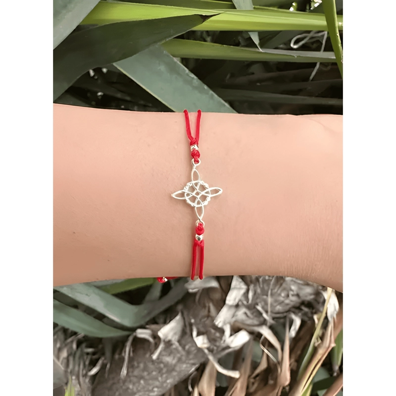 PULSERA NUDO DE BRUJAS HILO PLATA FINA PROTECCION ROJO - 1