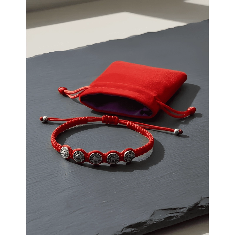 PULSERA BRAZALETE HILO PROTECCION GRATITUD SAN BENITO ROJO - 1