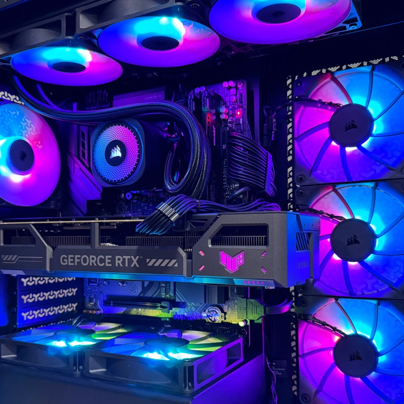 PC ELITE AMD RYZEN 7 9700X 8-CORE + 64GB + RTX 5090 32GB - 5