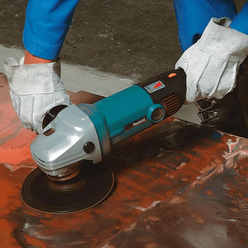 LIJADORA ANGULAR SA7000C 1600W MAKITA - 4
