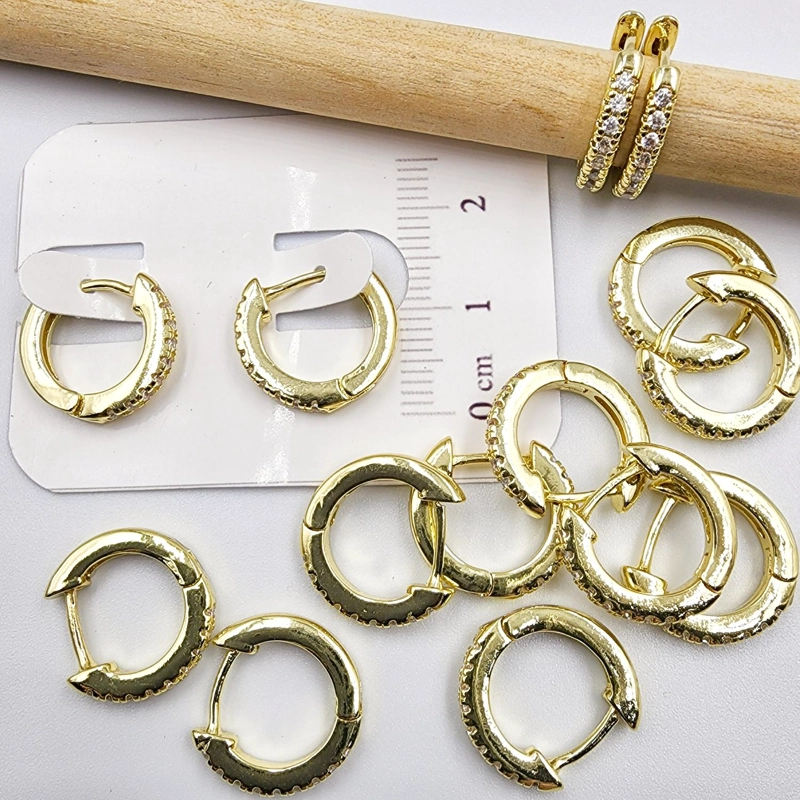 SET DE 6 PARES DE BASES DE AROS CON BAÑO DE ORO MODELOS 1 TAMAÑO TALLA UNICA HUGSOLO4 - 1