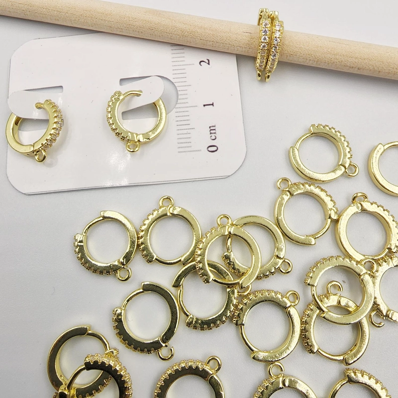 SET DE 6 PARES DE BASES DE AROS CON BAÑO DE ORO MODELOS 4 TAMAÑO TALLA UNICA HUGZIR3 - 1