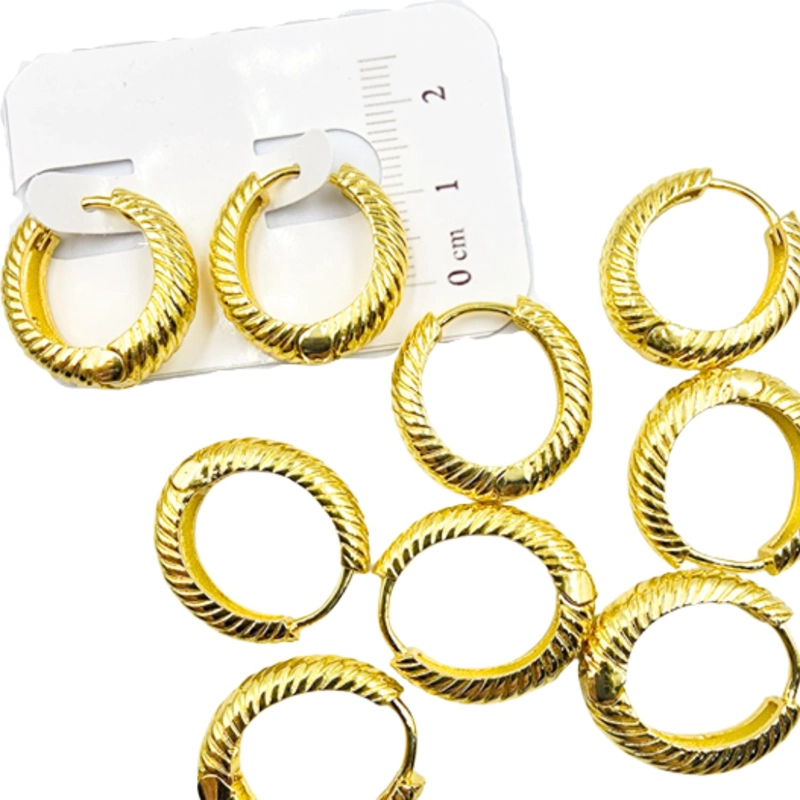SET DE 6 PARES DE BASES DE AROS CON BAÑO DE ORO MODELOS 8 TAMAÑO TALLA UNICA HUGENTR2 - 1