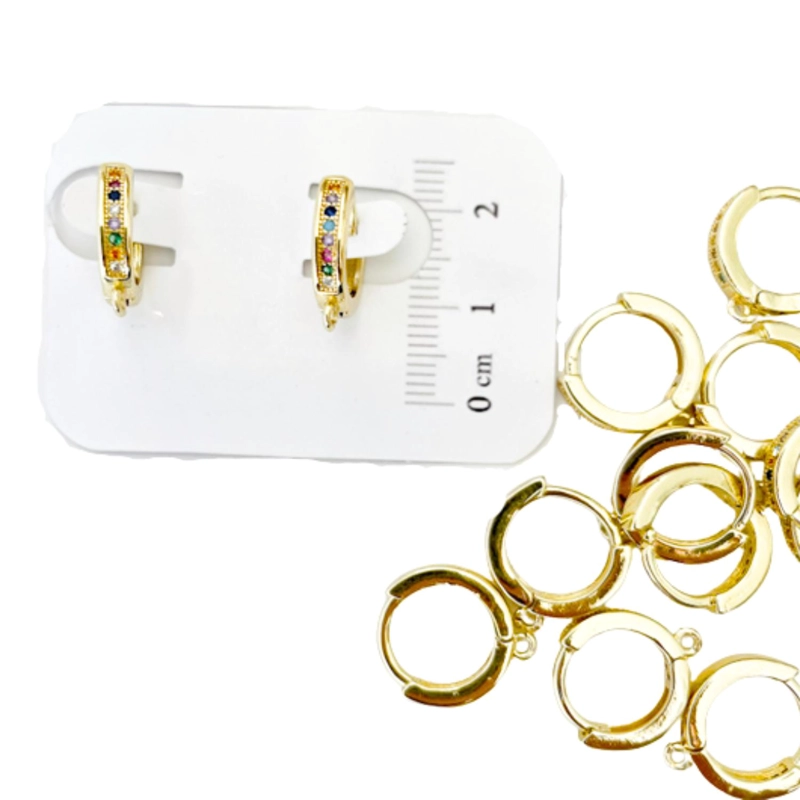SET DE 6 PARES DE BASES DE AROS CON BAÑO DE ORO MODELOS 8 TAMAÑO TALLA UNICA HUGZIR - 1