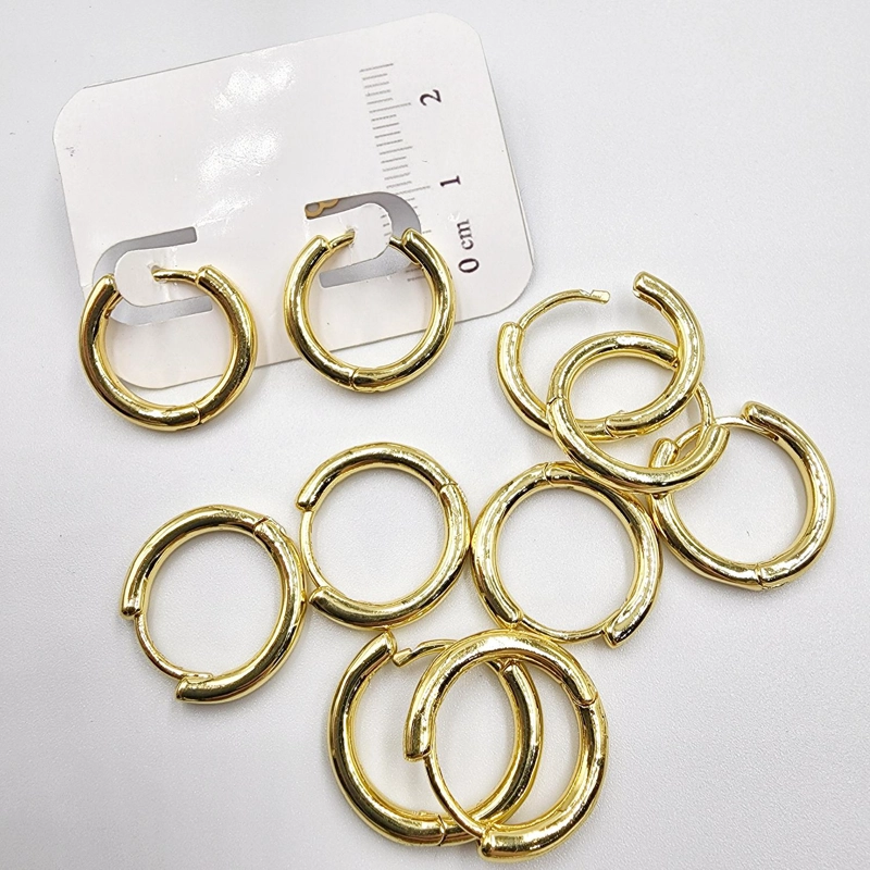 SET DE 6 PARES DE BASES DE AROS CON BAÑO DE ORO MODELOS 3 TAMAÑO TALLA UNICA HUGSOLO3 - 1