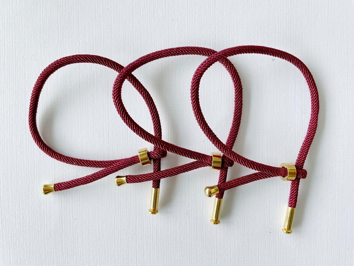 SET X3 PULSERAS CERRADAS DE CORDÓN VINOTINTO - 1