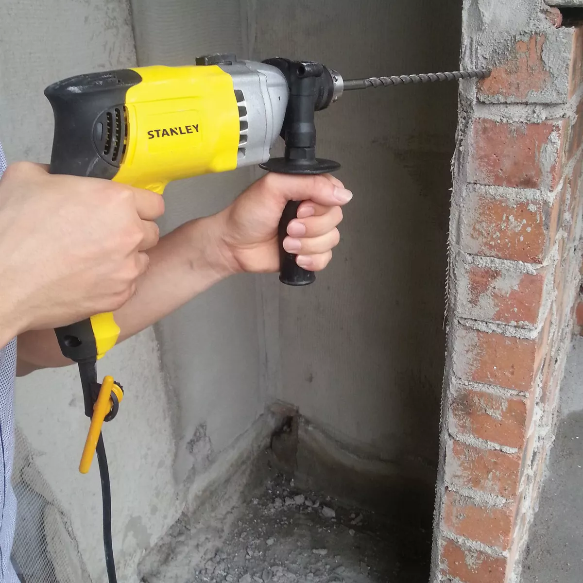 TALADRO PERCUTOR 1/2' 800W STANLEY STDH8013-B2C COLOR AMARILLO - 4