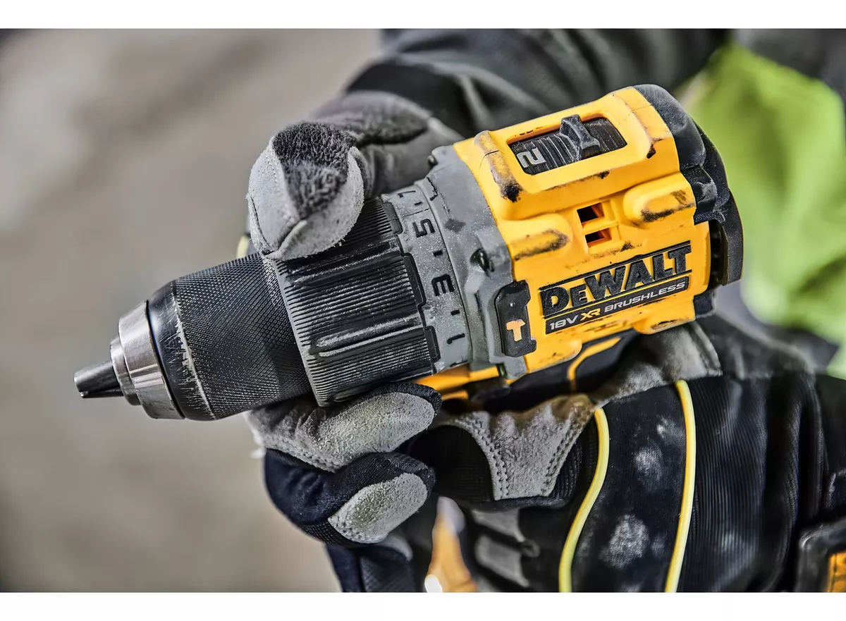 TALADRO PERCUTOR INALAMBRICO S/BAT XR DEWALT 20V DCD805B - 4