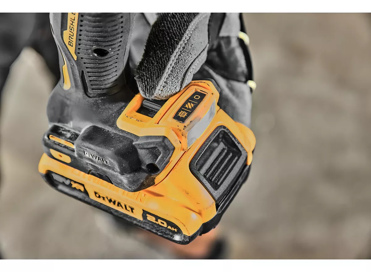 TALADRO PERCUTOR INALAMBRICO S/BAT XR DEWALT 20V DCD805B - 5
