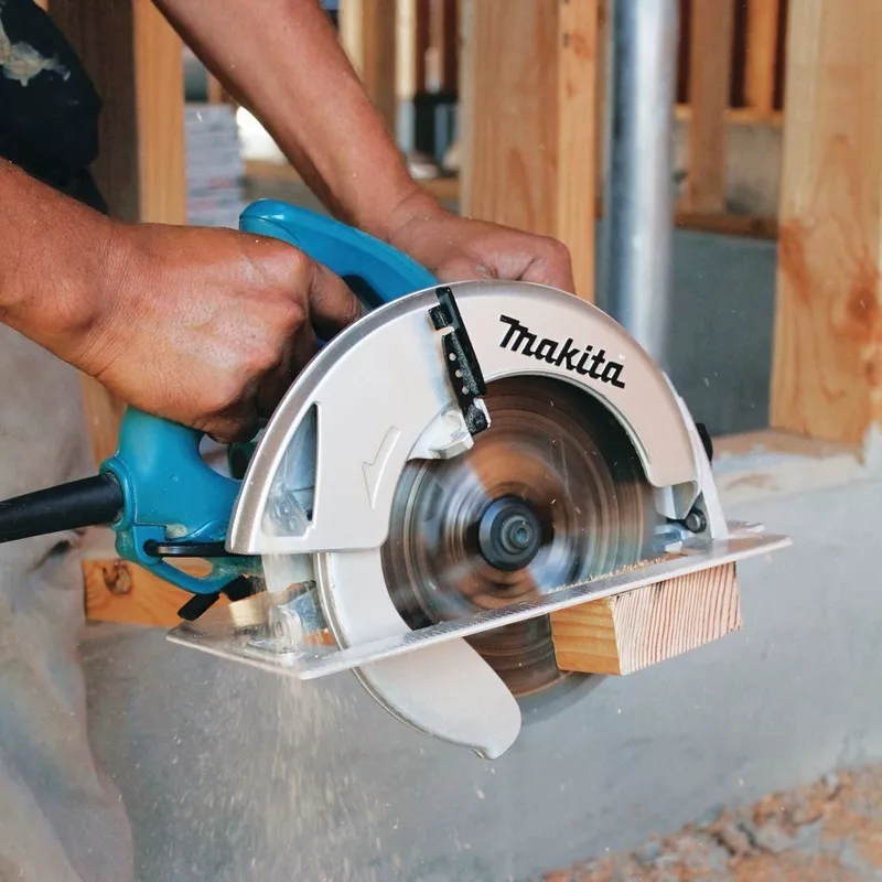SIERRA CIRCULAR MAKITA 5007NK 7 1/4 1800W GRATIS - 4