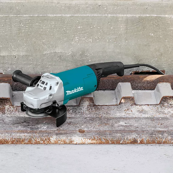 ESMERIL ANGULAR ELÉCTRICO 180MM 2200W MAKITA GA7060 - 5