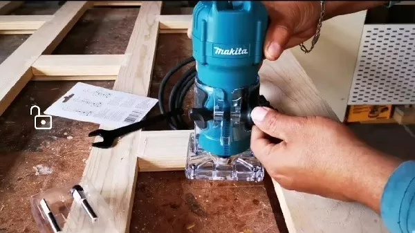 MAKITA 3709 220V 530 W - 3