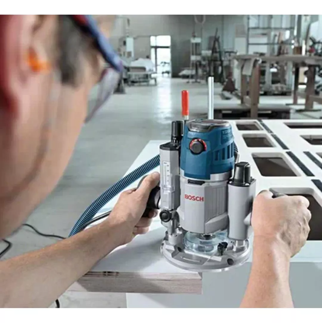 FRESADORA PROFESIONAL 1.600 W BOSCH GOF 1600 CE - 3