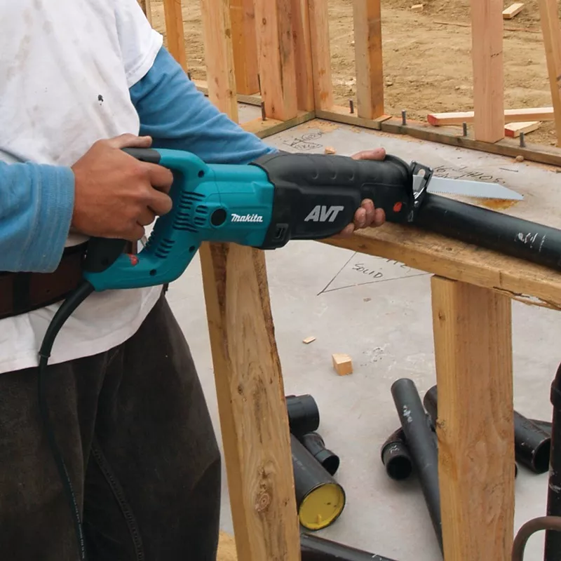 SIERRA SABLE 1510W MAKITA JR3070CT - 3