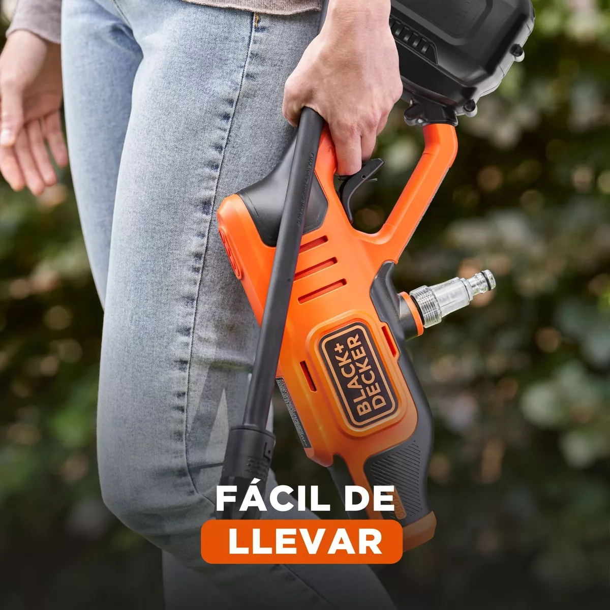 HIDROLAVADORA ELÉCTRICA BLACK+DECKER BCPC20D1 NARANJA CON 360PSI DE PRESIÓN MÁXIMA 220V - 50HZ - 4