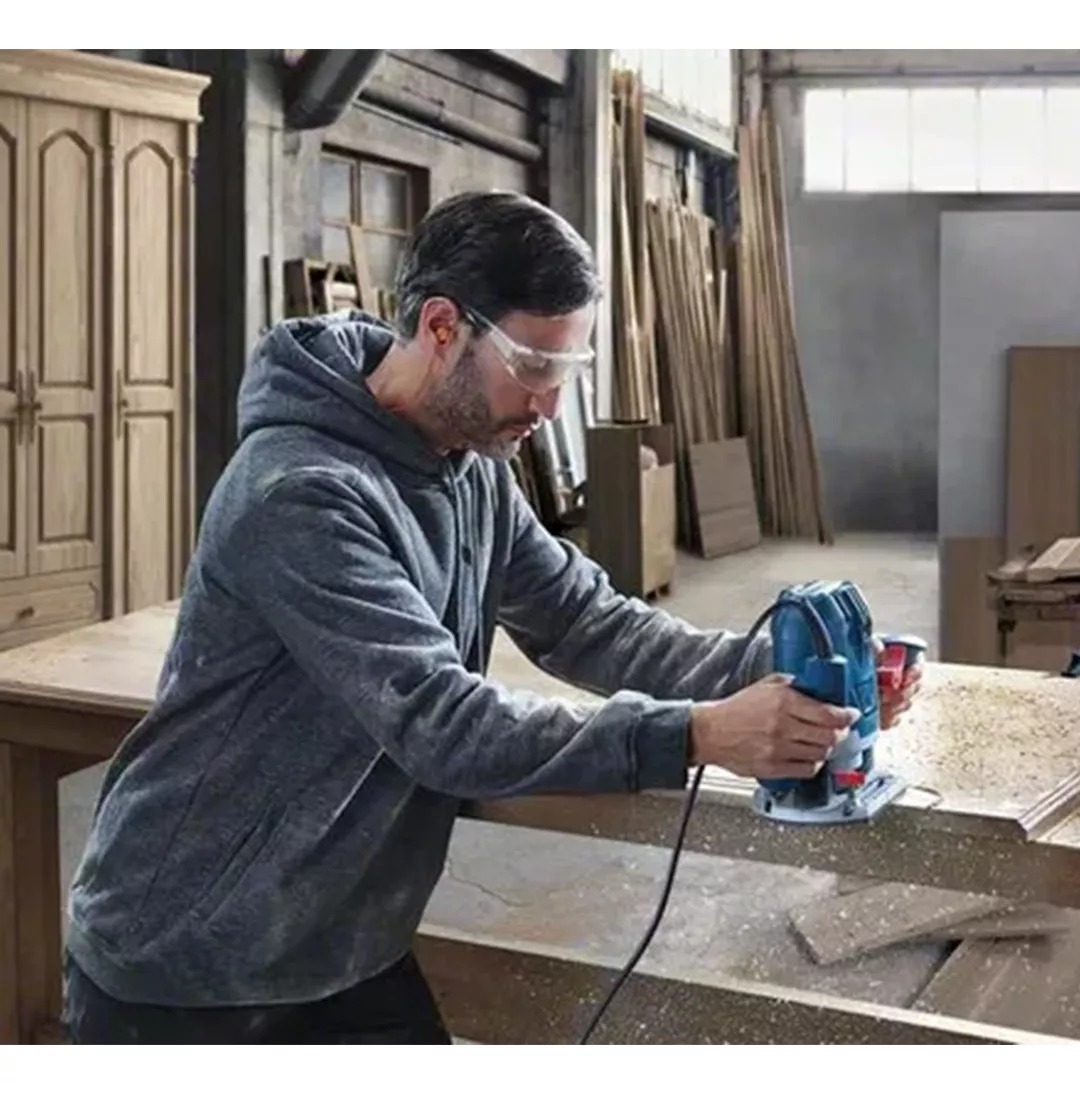 FRESADORA DE SUPERFICIE 1300W 220V BOSCH GOF 130 - 5