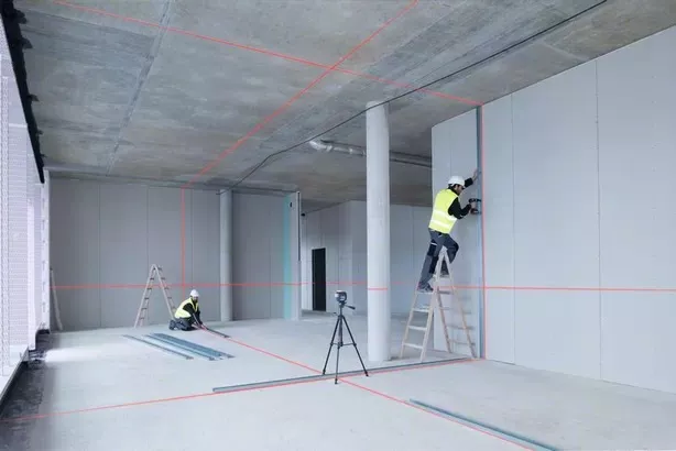 NIVEL LÁSER BOSCH LÍNEAS 30M GLL 3 80 C - 3