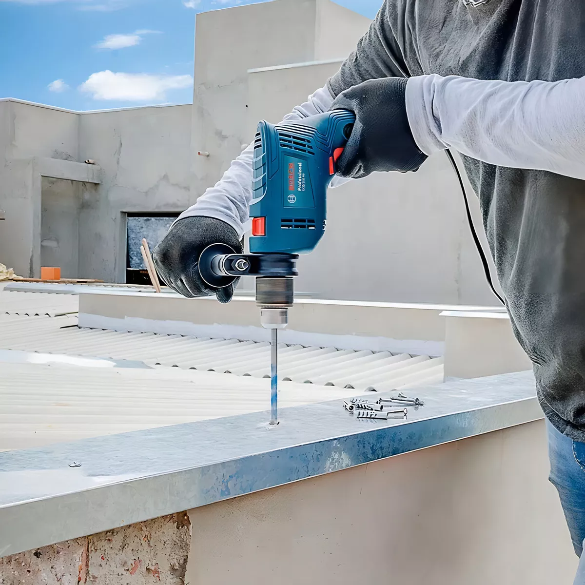 TALADRO PERCUTOR ATORNILLADOR ELÉCTRICO DE 13MM BOSCH GSB 550 550W + ACCESORIO CON MALETÍN DE TRANSP - 5