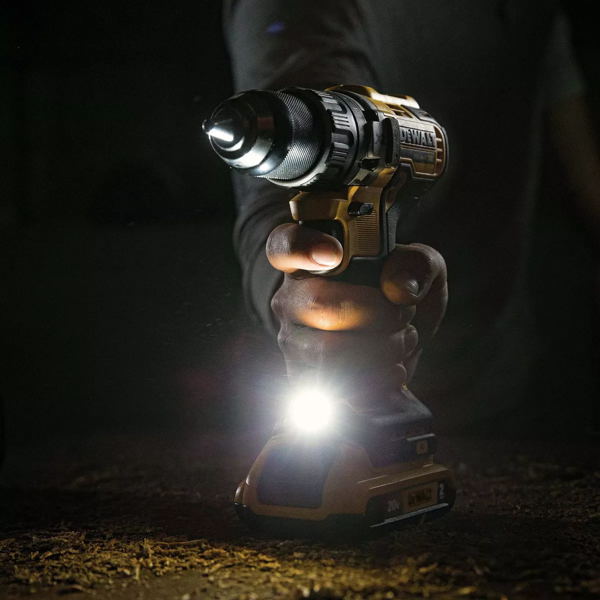 DEWALT DCD796D2 KIT DE TALADRO PERCUTOR ATORNILLADOR INALÁMBRICO DE 1/2 (13MM) 20V MAX* XR* DCD796D2 - 5