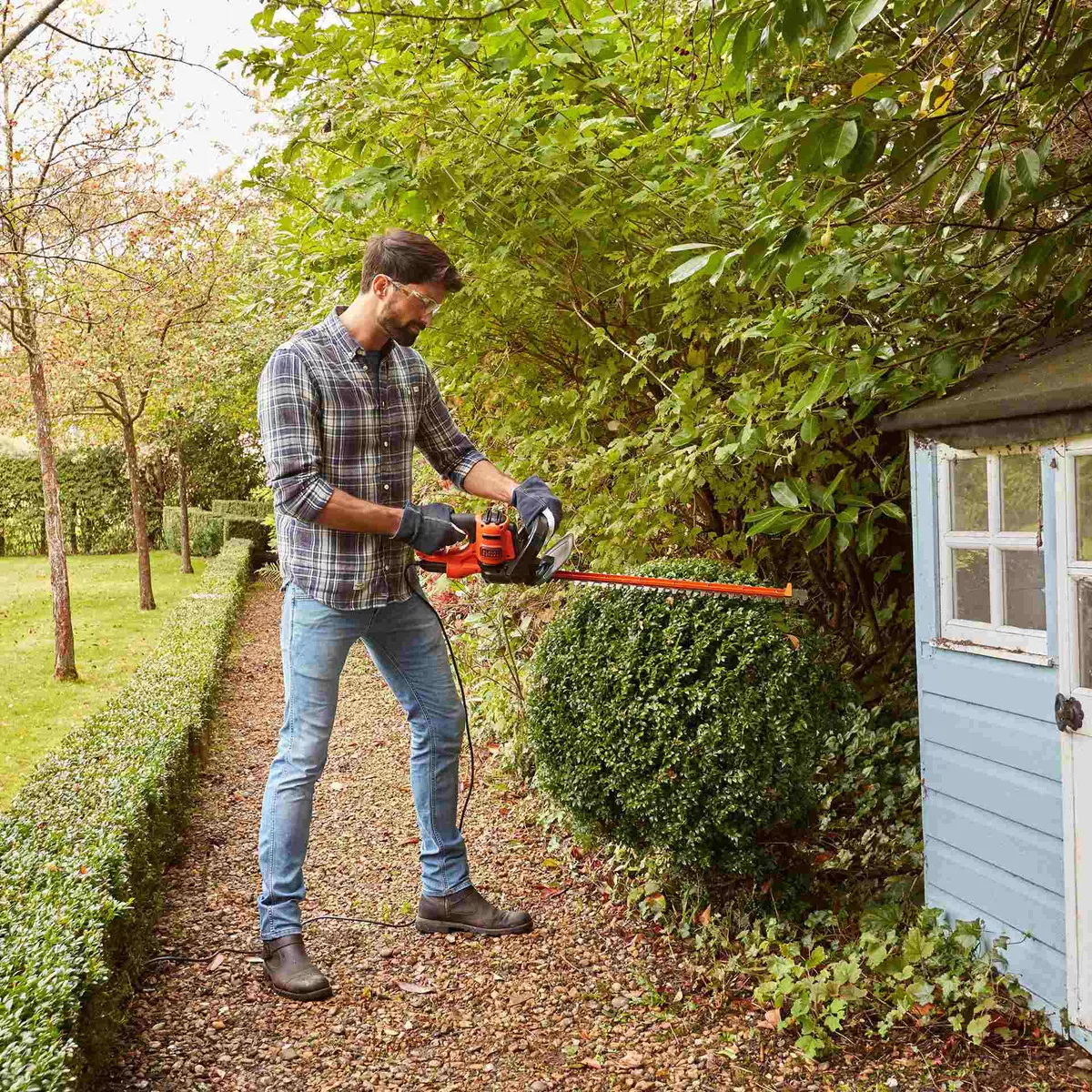 CORTASETOS 500W CORTE 7/8' BLACK+DECKER BEHTS401-B2C NARANJA - 4