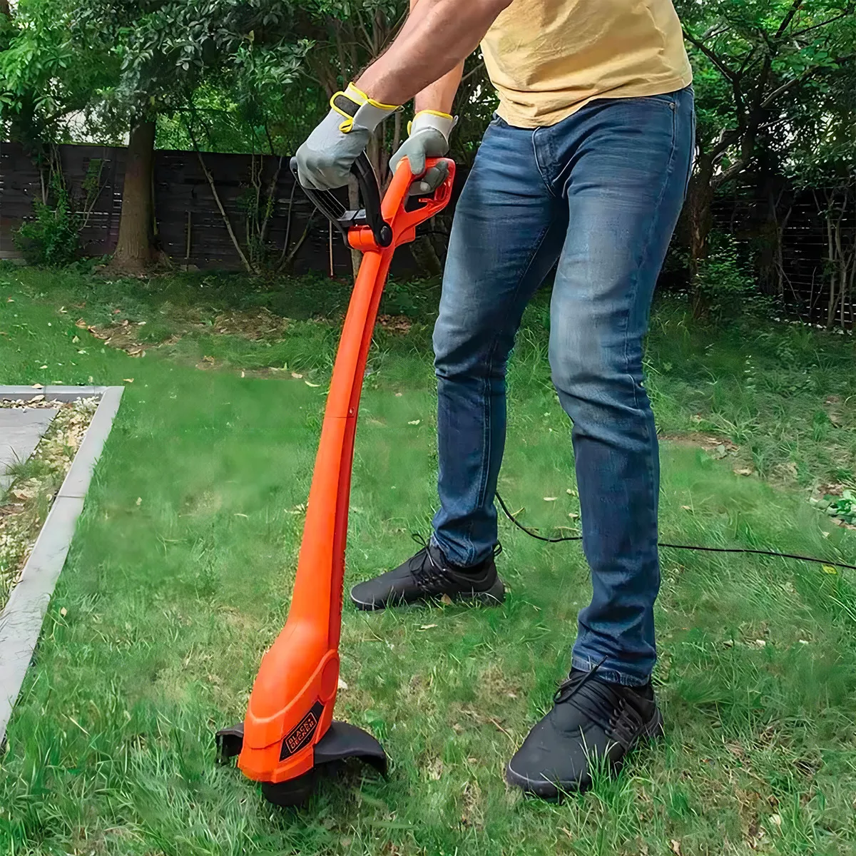 ORILLADORA BLACK & DECKER ELÉCTRICA 350 WATTS GL350 NARANJA - 5