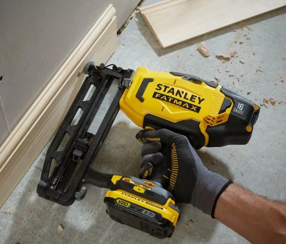 CLAVADORA STANLEY 16 20V NO INCLUYE BATERIA NI CARGADOR - 6