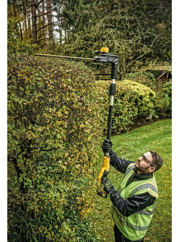KIT CORTASETOS PODADOR DE ALTURA 22' 20V DEWALT DCPH820M1-B2 - 4