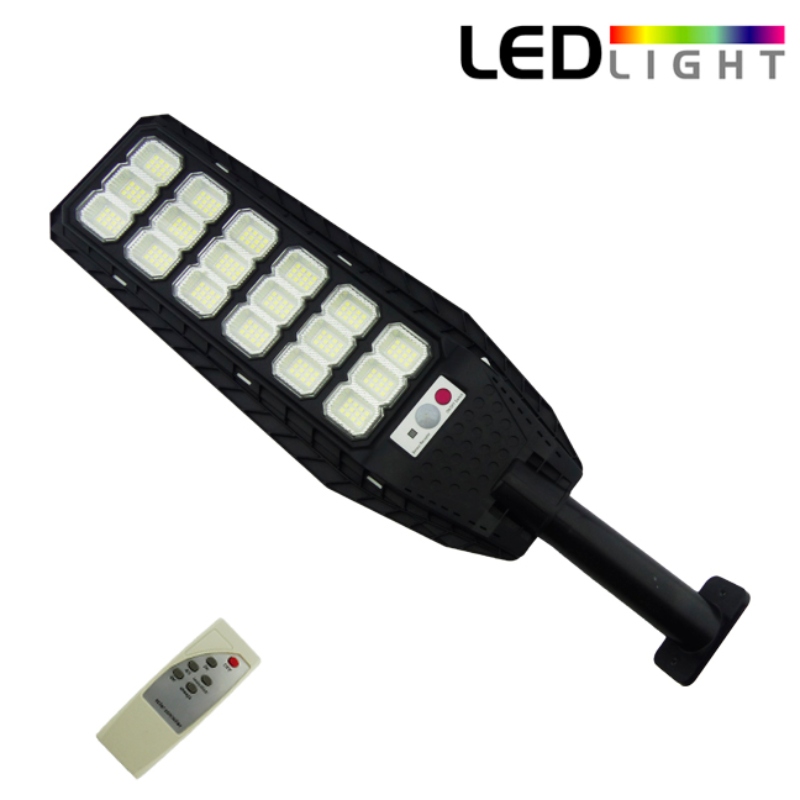 FOCO CON BRAZO SOLAR DE 400 WATT 216 LED EN 18 PLACAS - 2