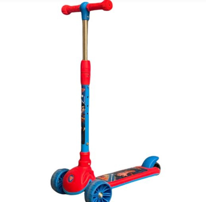 SCOOTER OEM PLEGABLE JUSTICE LEAGUE SUPERMAN - 1