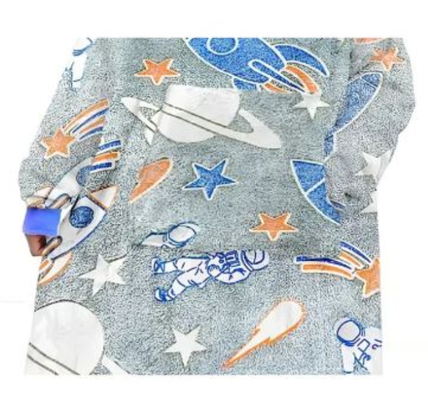 POLERÓN DE FRANELA CON CAPUCHA PARA NIÑOS LUMINOSO DISEÑOS - ESPACIAL - 2
