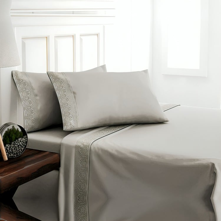 SÁBANAS MICROFIBRA BRODERIE SANTORINI 1.5 PLAZA  BEIGE - 1