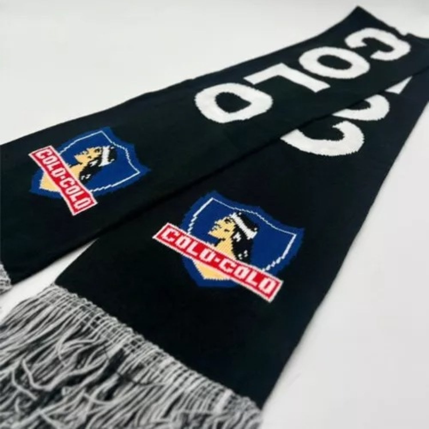 BUFANDA COLO COLO LICENCIADA TITANIO COLOR NEGRO - 2