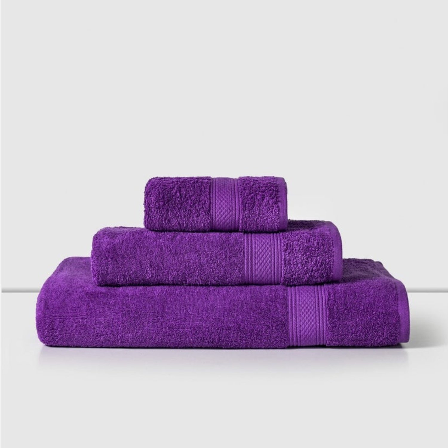 TOALLA DE MANO 45×90 CM / MORADO – LOURDES - 3