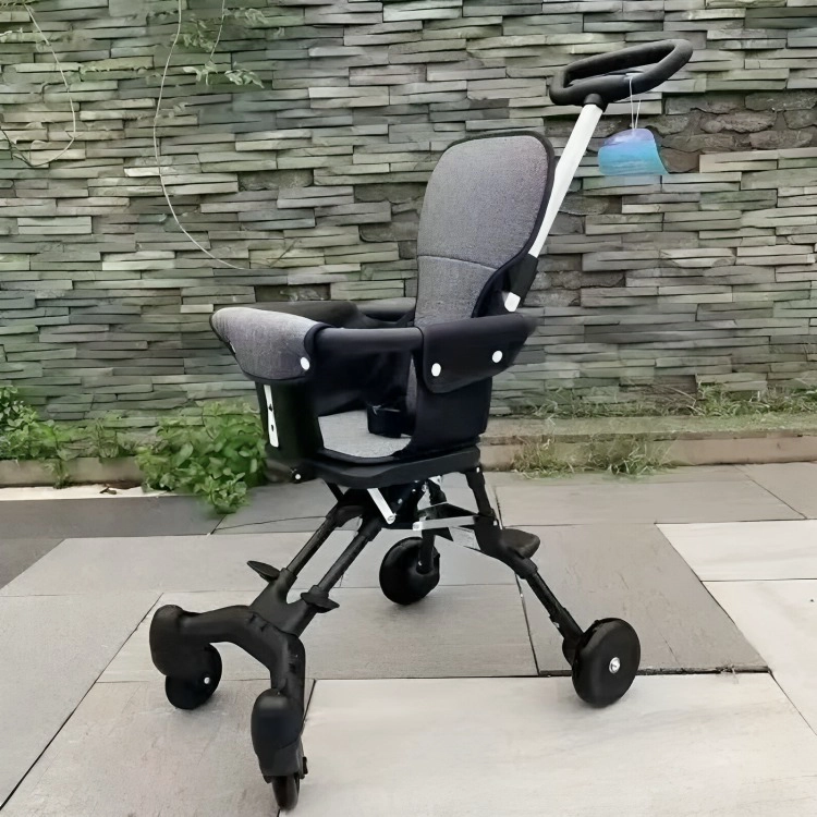COCHE DE PASEO PARA BEBE  LIVIANO CON MANIJA DIRECCIONAL - 1
