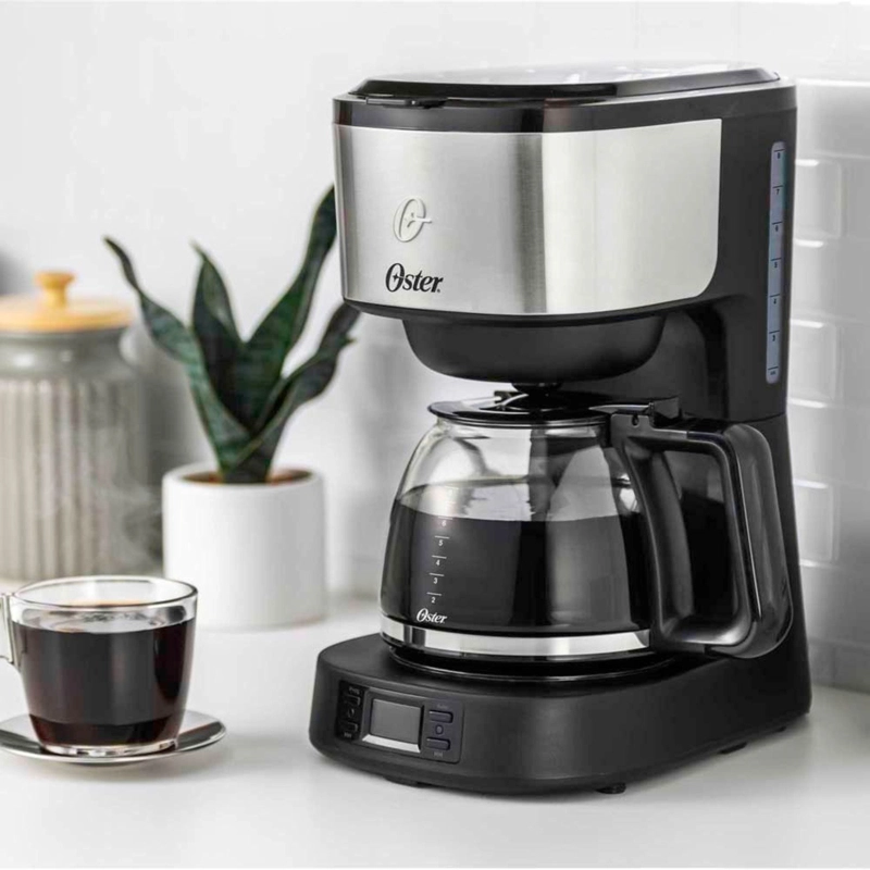 CAFETERA PROGRAMABLE OSTER® 8 TAZAS EN ACERO INOXIDABLE BVSTDC10SS - 1