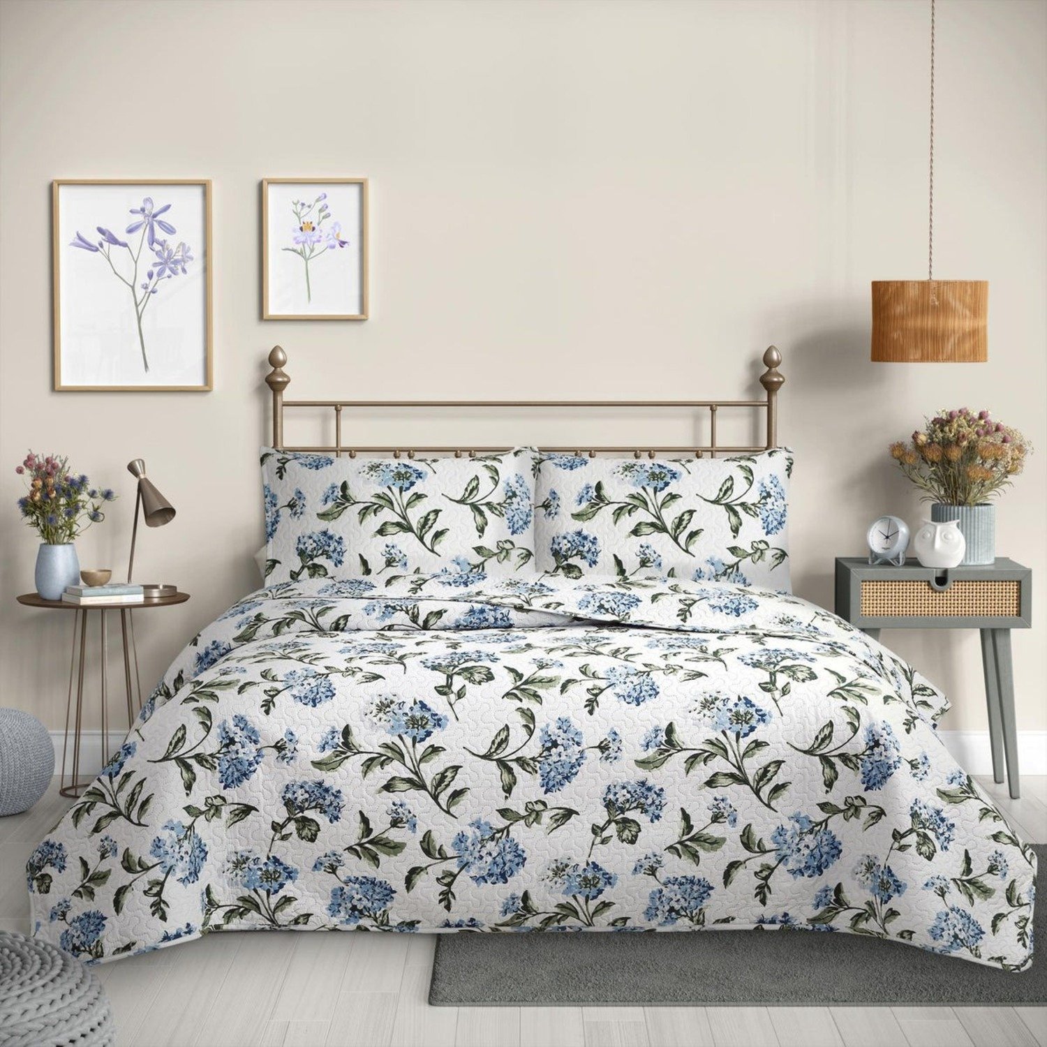 CUBRECAMA QUILT REVERSIBLE QUEEN 220 X 240 CM ESTAMPADO AZUL FLOWERS COLLECTION MARTINE - 1
