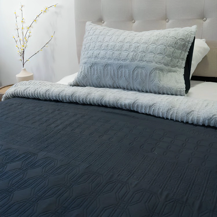 QUILT HOTPRESS VIENA CON SHERPA 1.5 PLAZAS / NEGRO – DORAL - 2