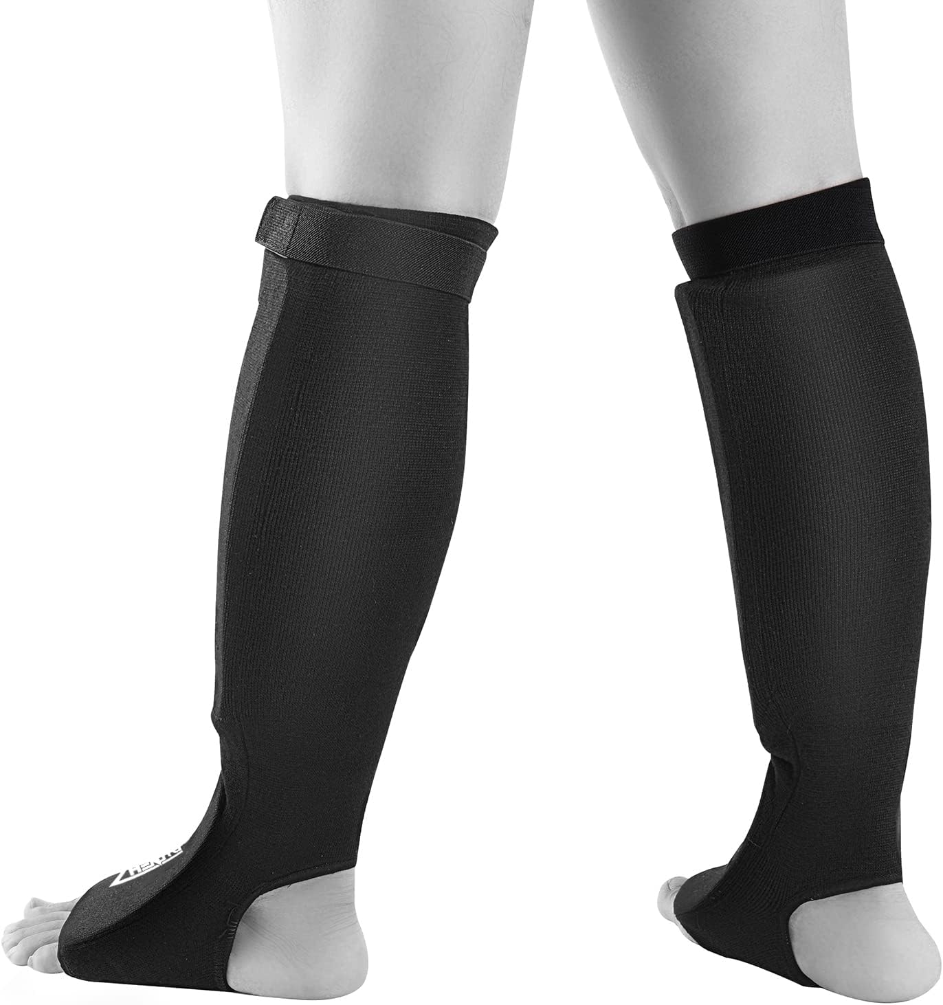 CANILLERA GEL IMPACT EN COLOR NEGRO PARA ARTES MARCIALES - 3