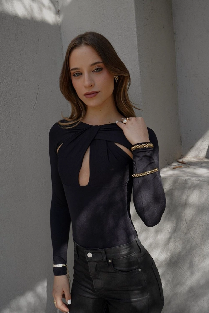 ALESSIA - 4