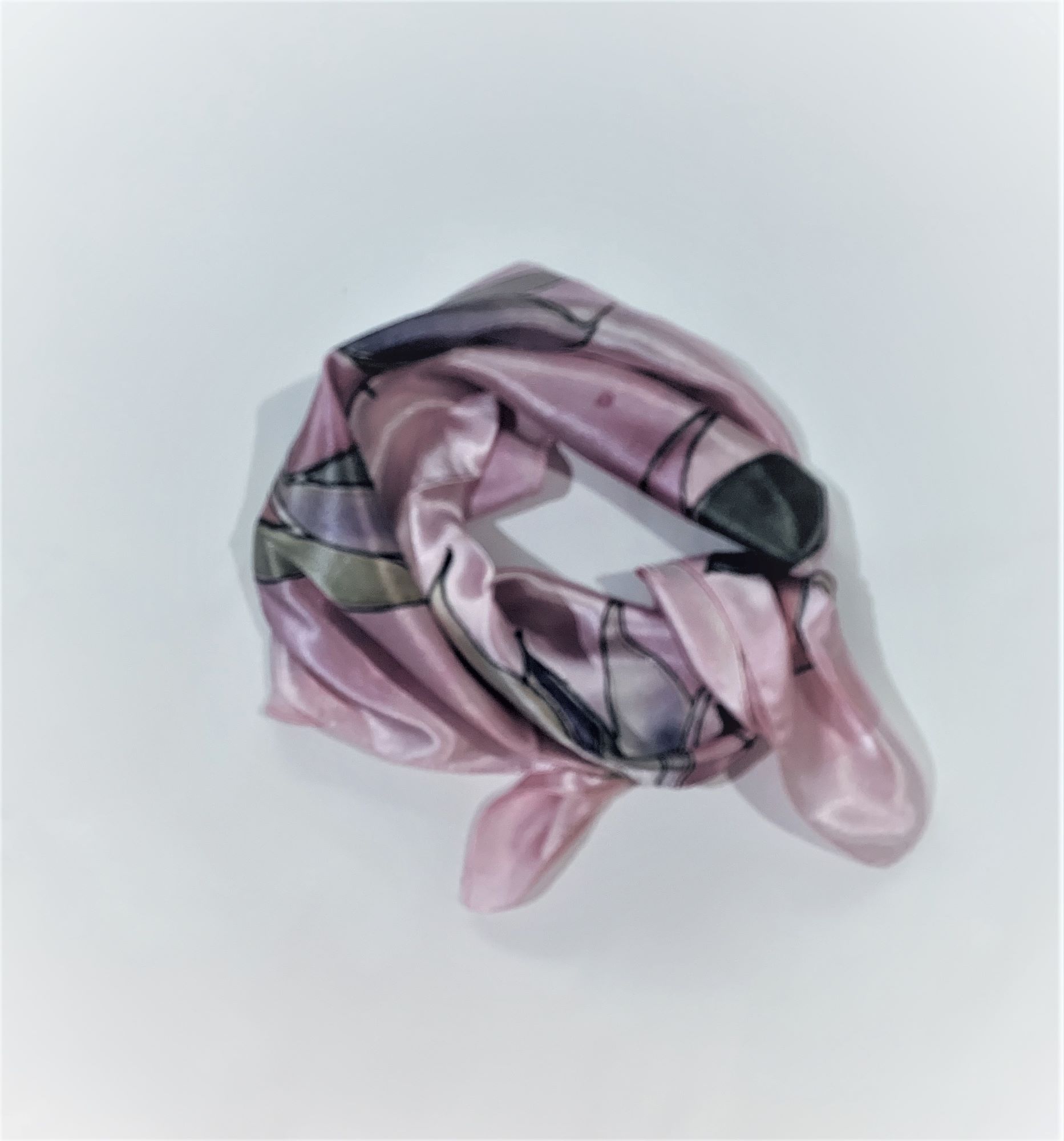PAÑUELO GOIC DISEÑOS ROSA HECHO A MANO DISEÑO EXCLUSIVO - 1