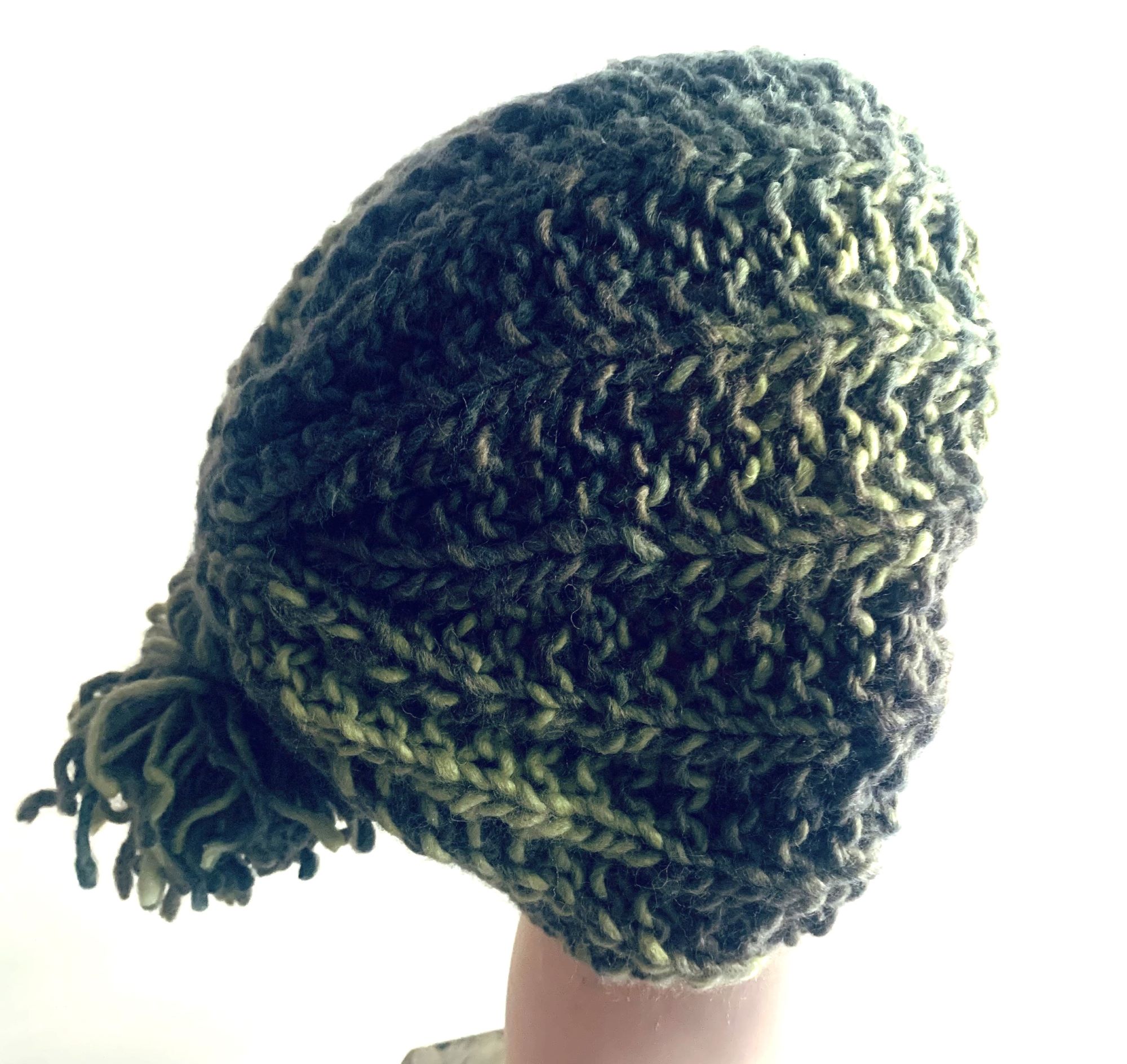 GORRO LANA GOIC DISEÑOS VERDE TEJIDO A MANO DISEÑO EXCLUSIVO - 2