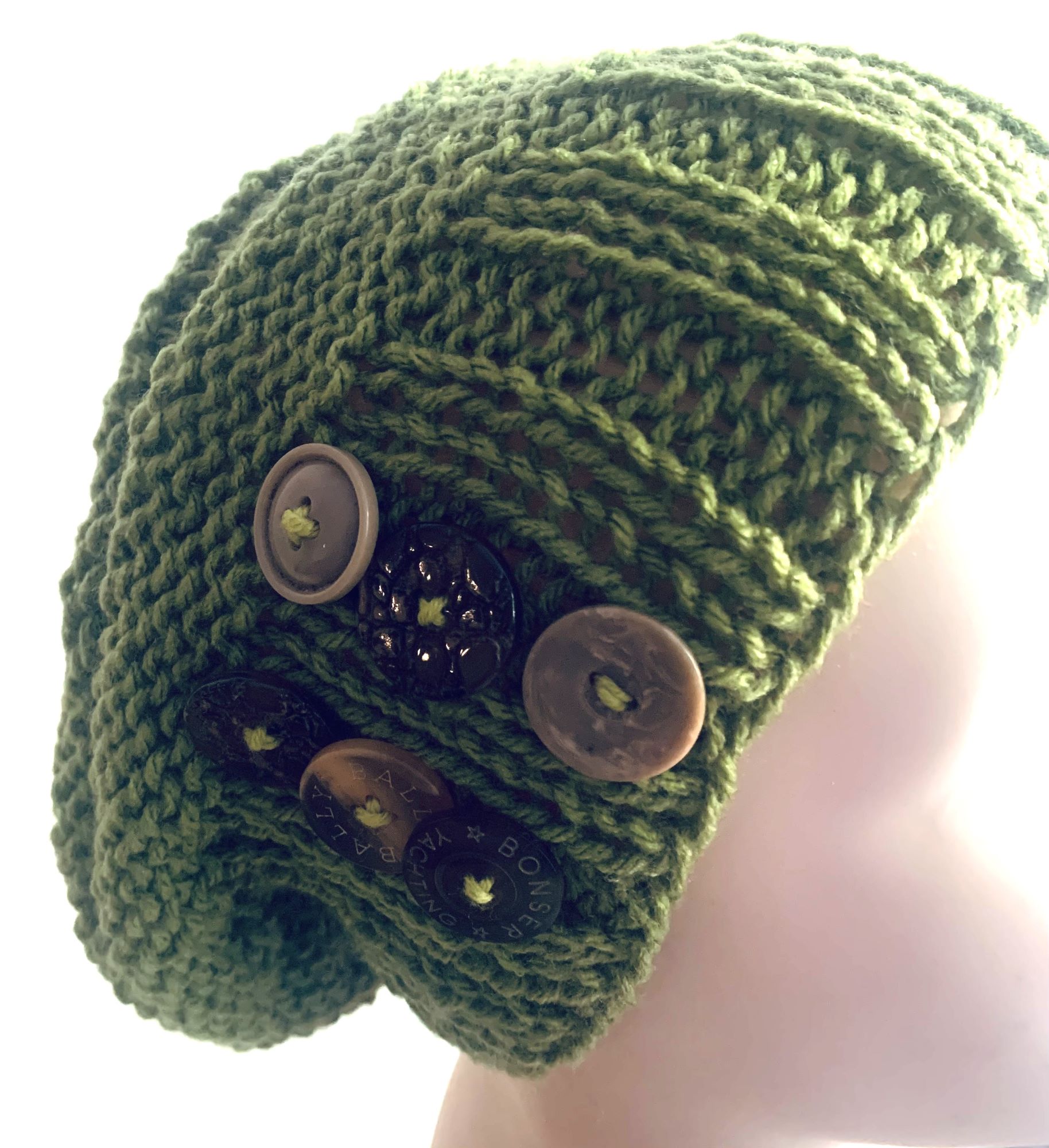 GORRO LANA GOIC DISEÑOS VERDE CLARO TEJIDO A MANO DISEÑO EXCLUSIVO - 2