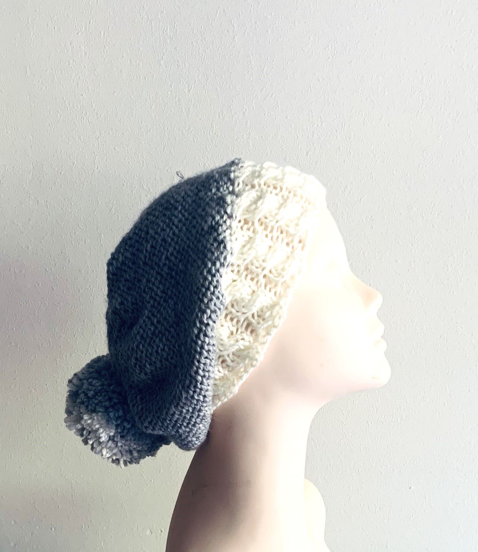 GORRO LANA GOIC DISEÑOS GRIS CLARO TEJIDO A MANO DISEÑO EXCLUSIVO - 1